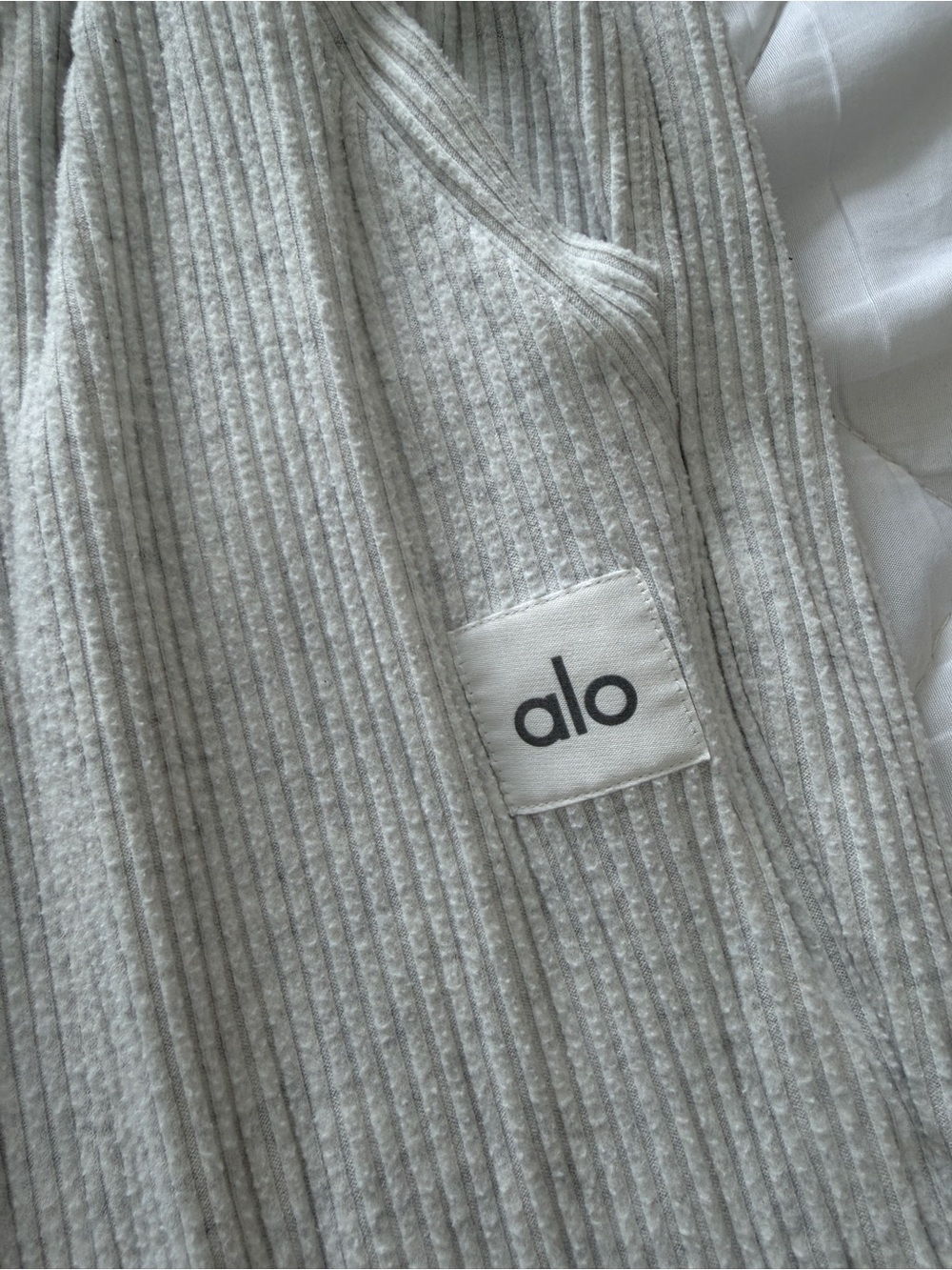 ALO muse pants white heather xs like new